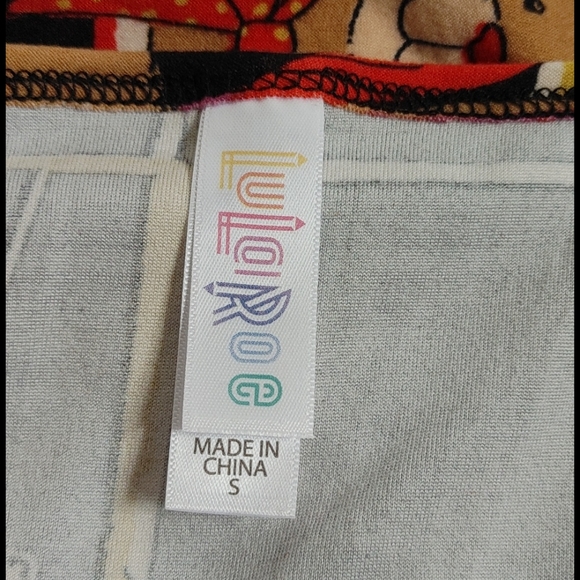 LuLaRoe Holiday Classic Tee - Picture 3 of 7